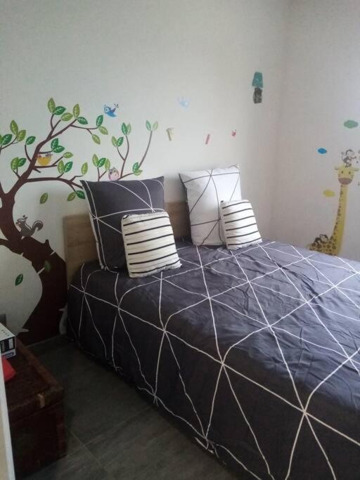 Maison A La Campagne Pres De La Ville Aiglemont Zewnętrze zdjęcie
